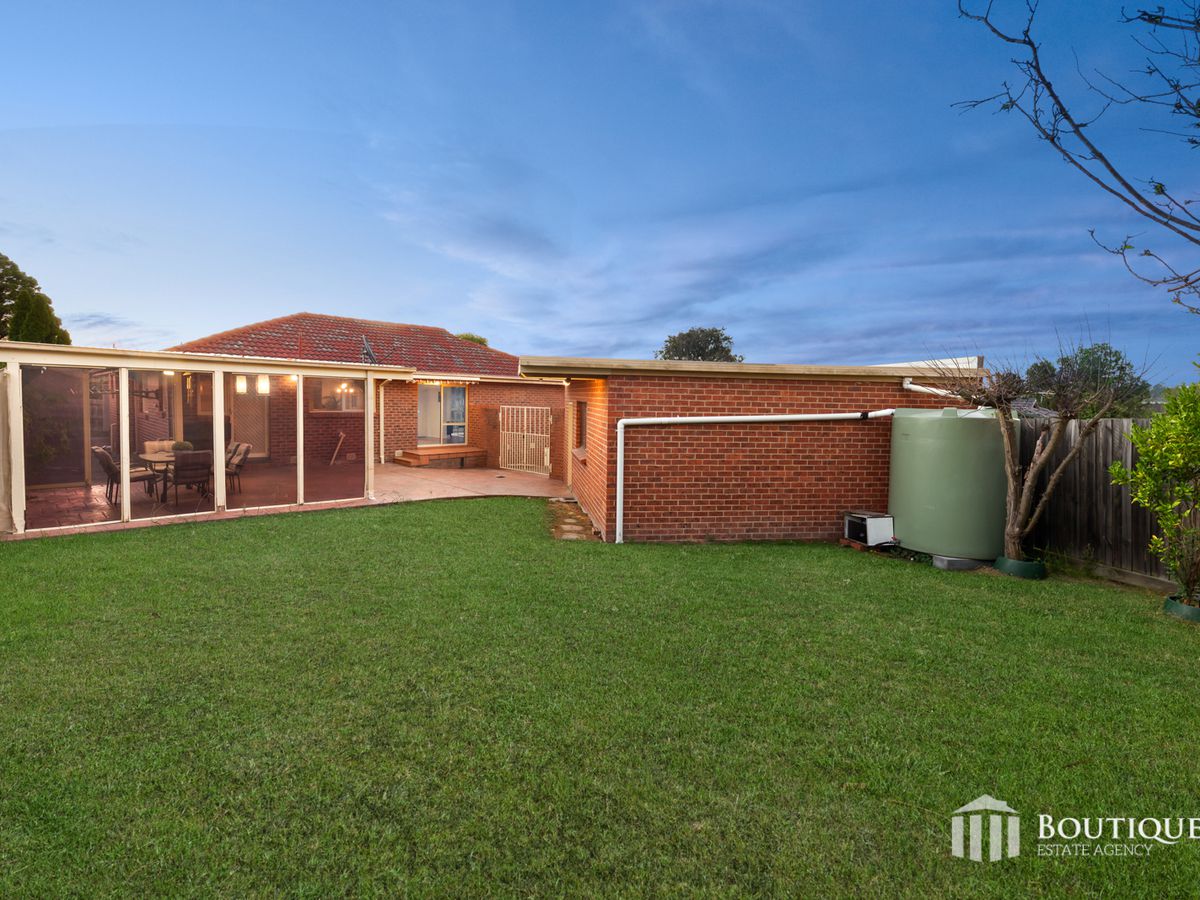 2 Valley Court, Dandenong North