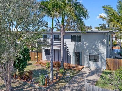 98 Hammond Street, Urangan