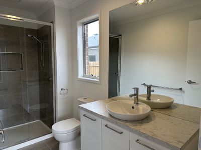 1 Terry Road, Warrnambool