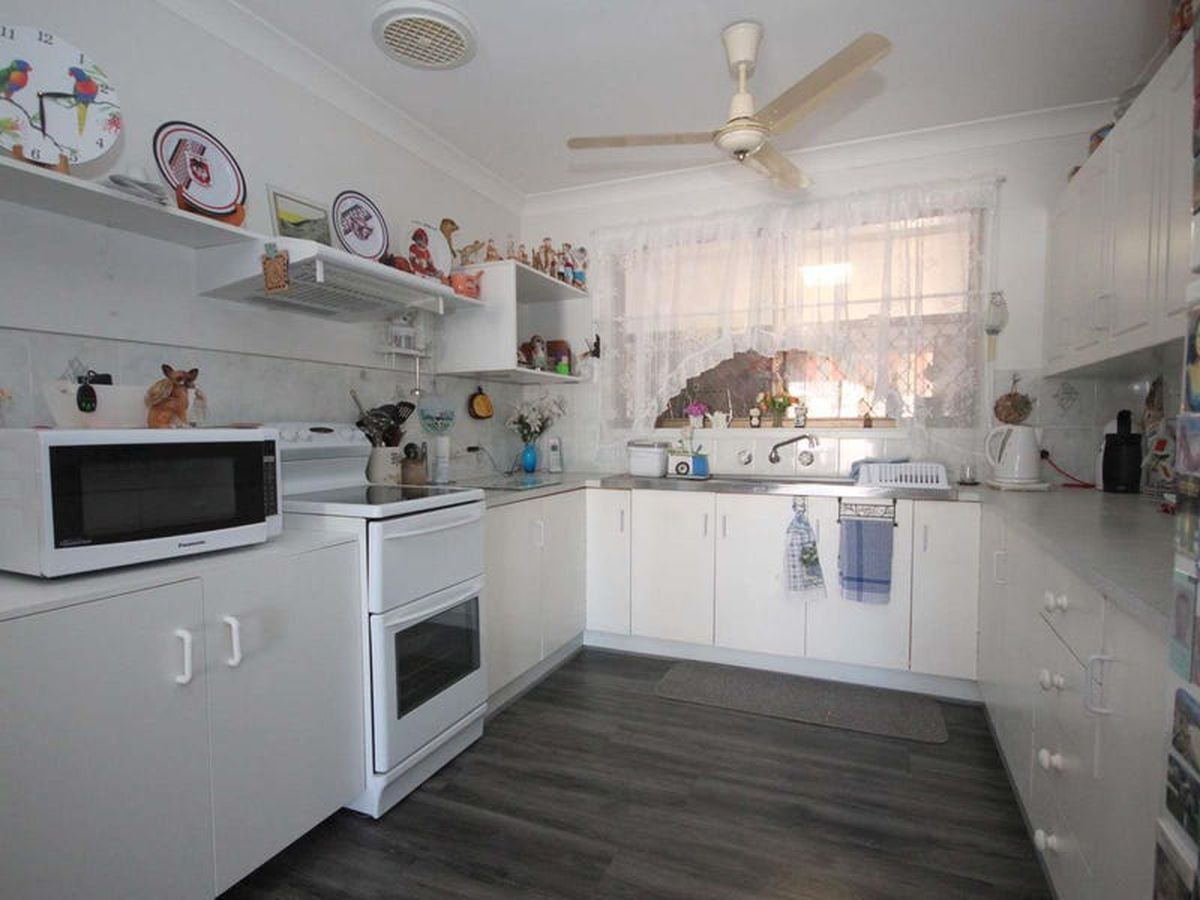 35 Clemenceau Crescent, Tanilba Bay, Tanilba Bay - Thumbnail 5