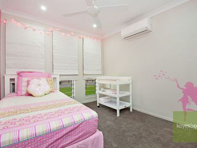 38 Ashmore Crescent, Burdell