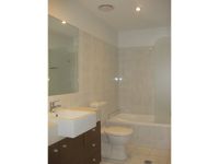 44  150 Middle Street, Cleveland