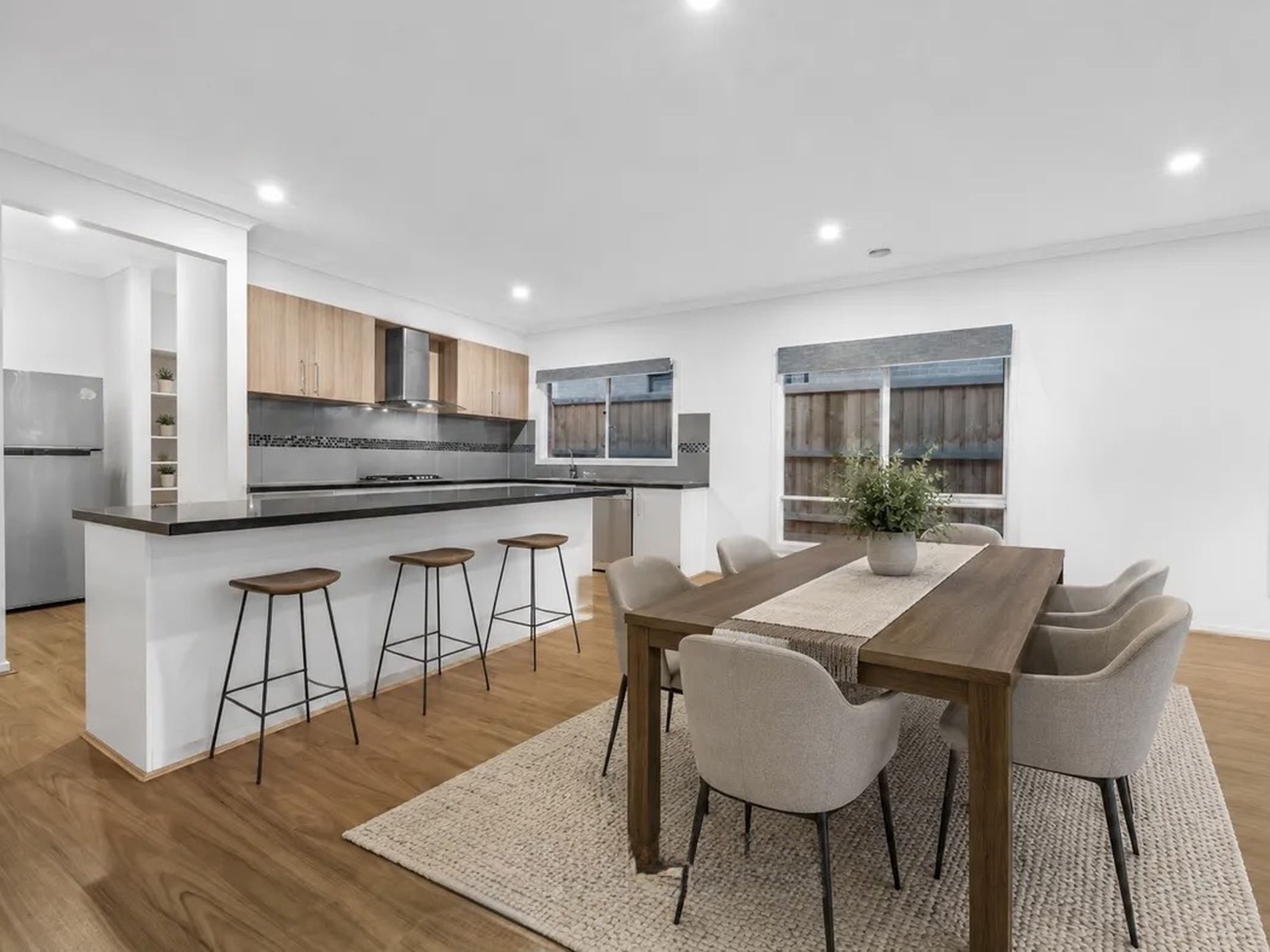 8 Guling Rise, Clyde North