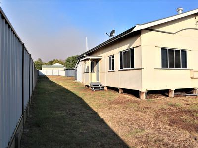 2 / 60 King Street, Kingaroy