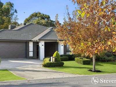 18 Parkside Avenue, Romsey