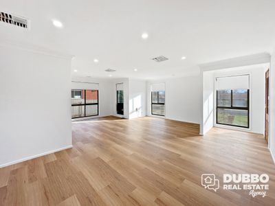 48 Meek Street, Dubbo