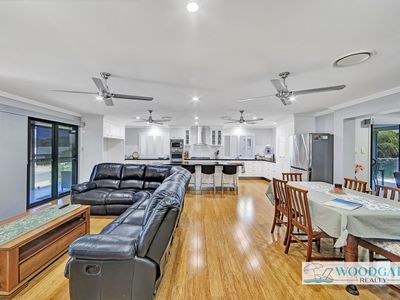 33 Emperor St, Woodgate