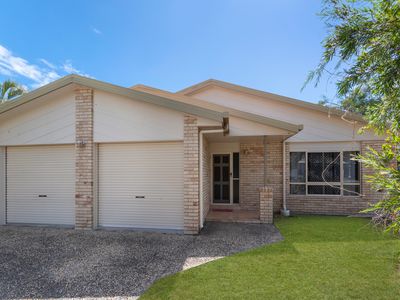 4 Woodbine Drive, Annandale