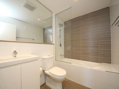 C207 / 81-86 Courallie Avenue, Homebush West