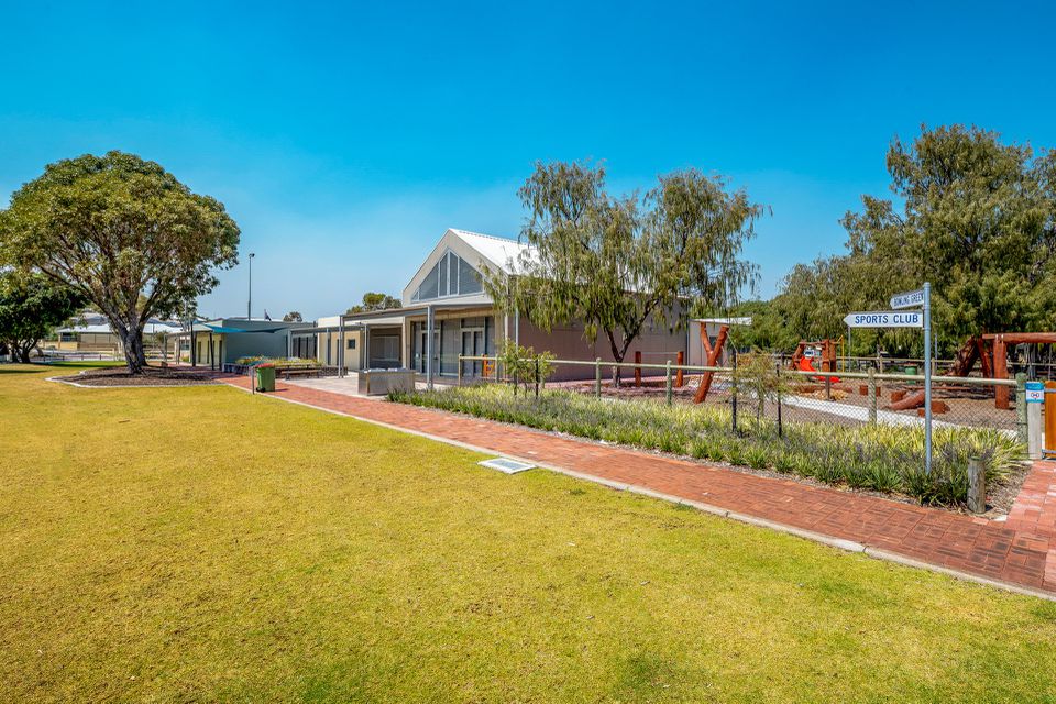 63 MURDOCH DRIVE, Singleton