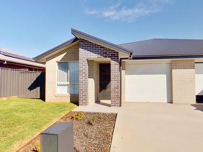 22A Boyd Avenue, Dubbo