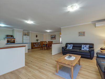 4 Bass Chase, Yanchep