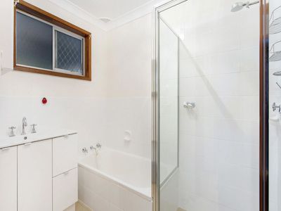 52 Devonshire Crescent, Oak Flats