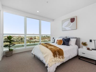 M1504 / 188 Macaulay Road, North Melbourne