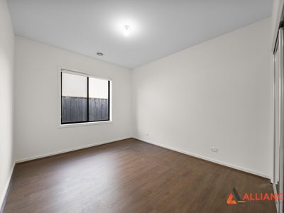 19 Honey Flower Way, Greenvale