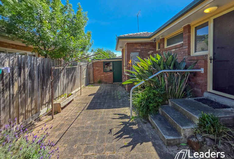 1 / 17 RAYMOND STREET, Ashwood