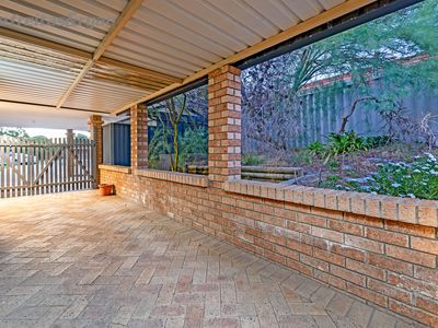 12 Tablo Court, South Lake
