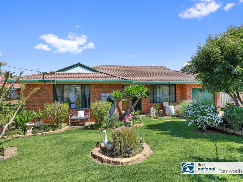 77 Glengarvin Drive, Tamworth