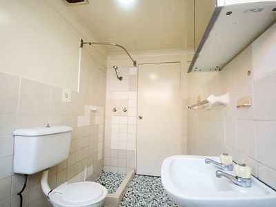 4 / 61 Denman Avenue, Wiley Park