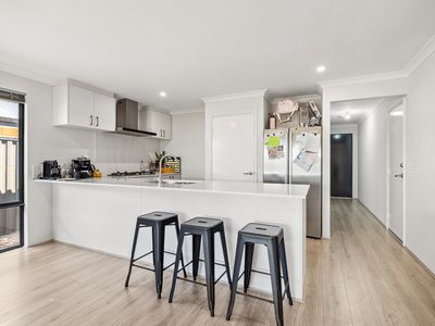 13 Starapple Chase, Upper Swan