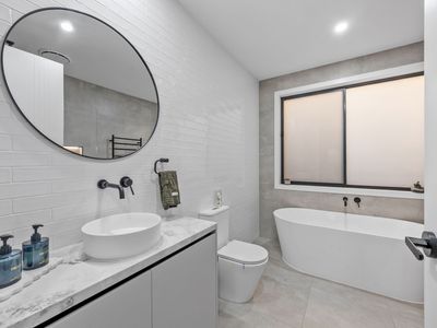 11 Azas Street, Truganina