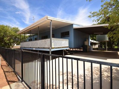 101 Kingfisher Street, Longreach