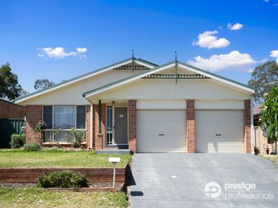 22 Trentham Park Court, Wattle Grove