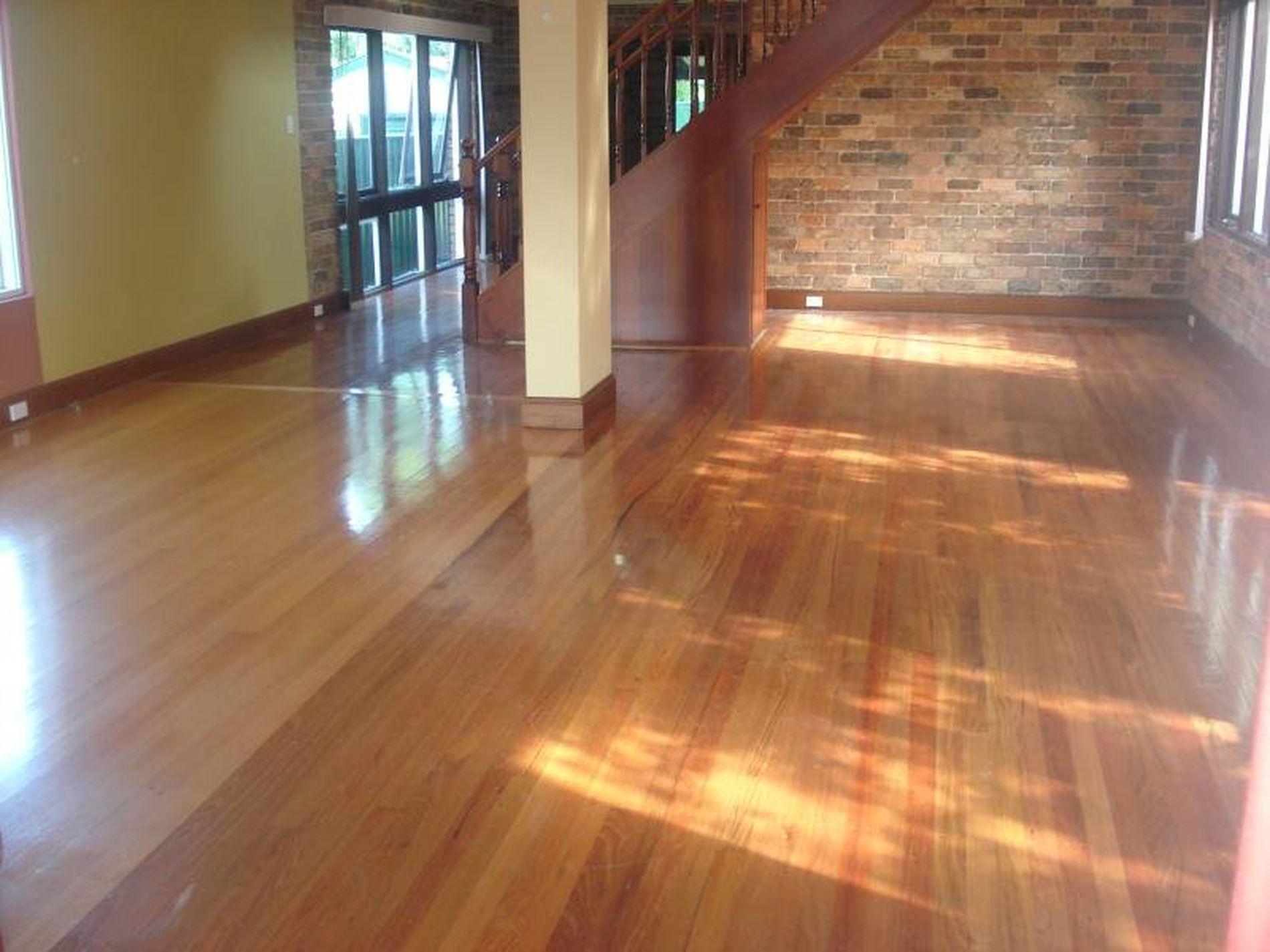 30 Canary's Road, Roselands