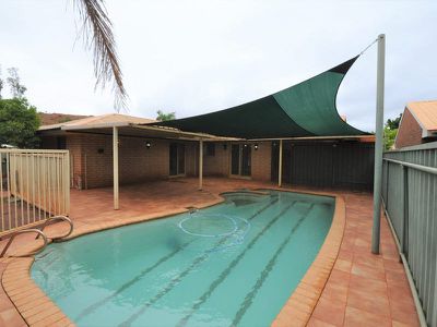 6 Klondyke Place, Newman