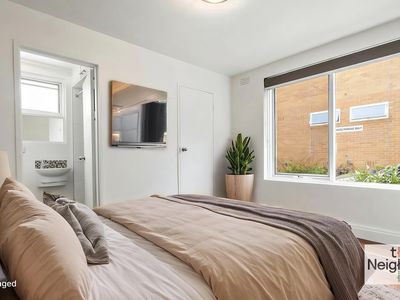 4 / 5 McGrath Court, Richmond
