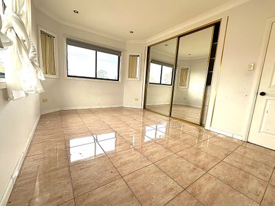 11 Warwick St, Punchbowl