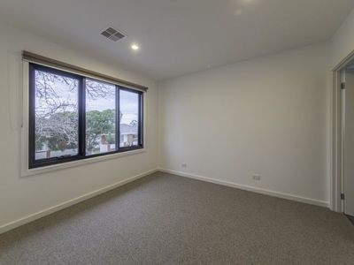 2 Helena Street, Clayton South