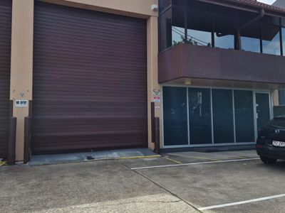 2 / 88 Logan Road, Woolloongabba