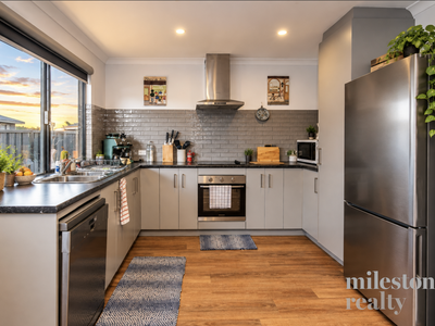 4 / 18 Pilkena Street, Tom Price