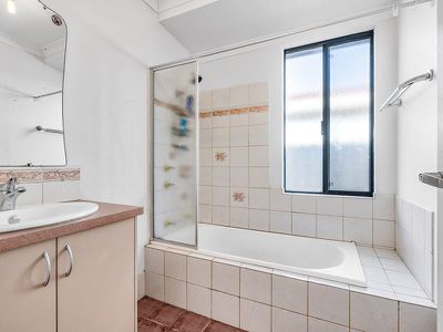 10A Bindoon Loop, Huntingdale