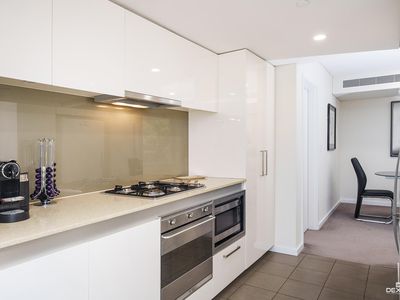 202 / 19 The Circus, Burswood