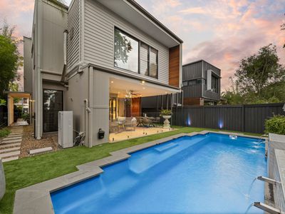 22 Graceville Avenue, Graceville