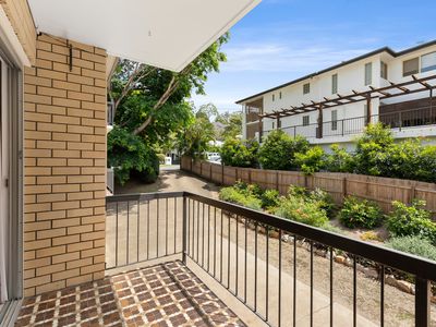 3 / 82 Miskin Street, Toowong