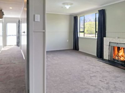 15 Sinclair Avenue, Nightcaps