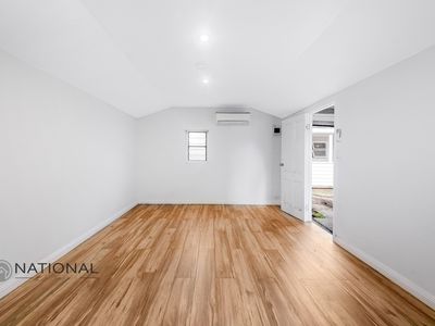 164 Military Road, Guildford