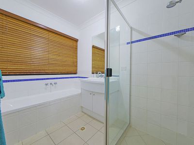 176 Hargreaves Road, Manly West