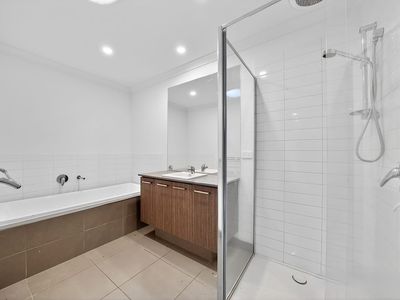 1 Selhurst Gr, Wyndham Vale