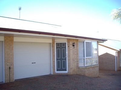 4 / 314 West Street, Toowoomba