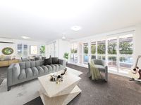 135 Macquarie Street, Teneriffe