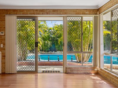 56 Camarino Drive, Woodvale