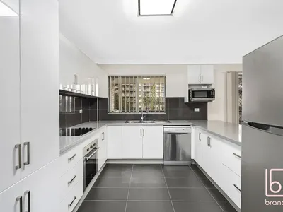 21 / 9 Bayview Avenue, The Entrance