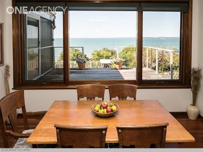 11 Ariadne Street, River Heads