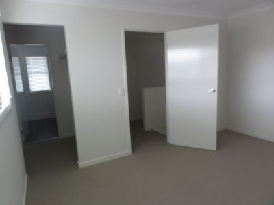 2 / 12 Gumtree Crescent, Upper Coomera