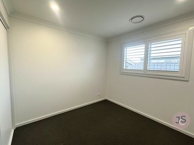 8 LAPWING ST STREET, Elermore Vale