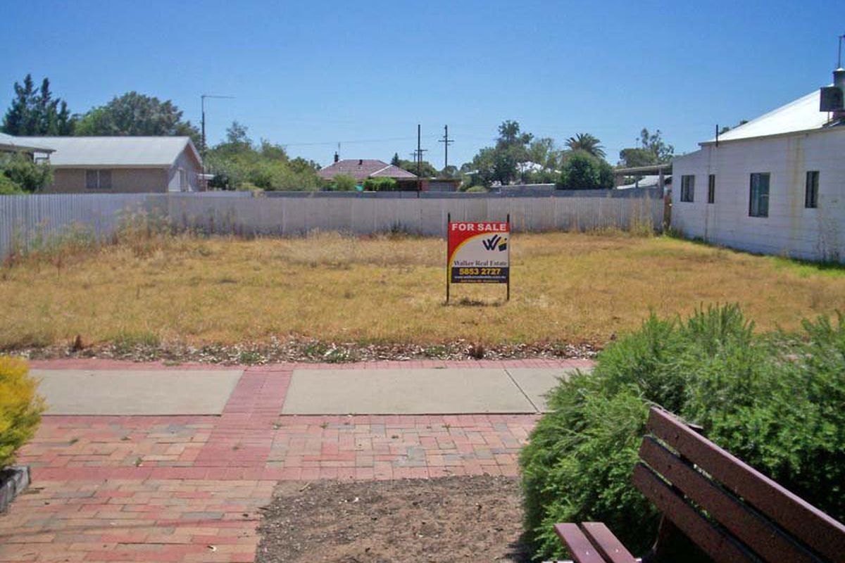 110-112 Mangan Street, Tongala